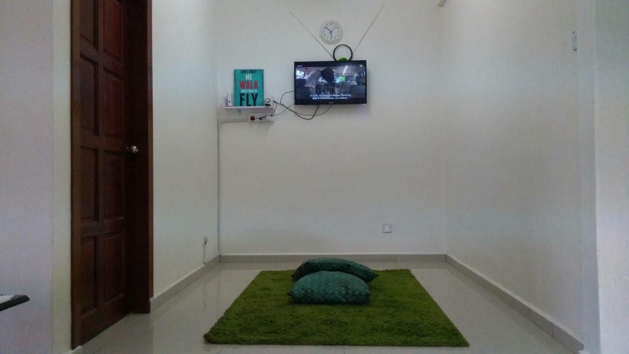Homestay Rgee Kuantan Exterior photo
